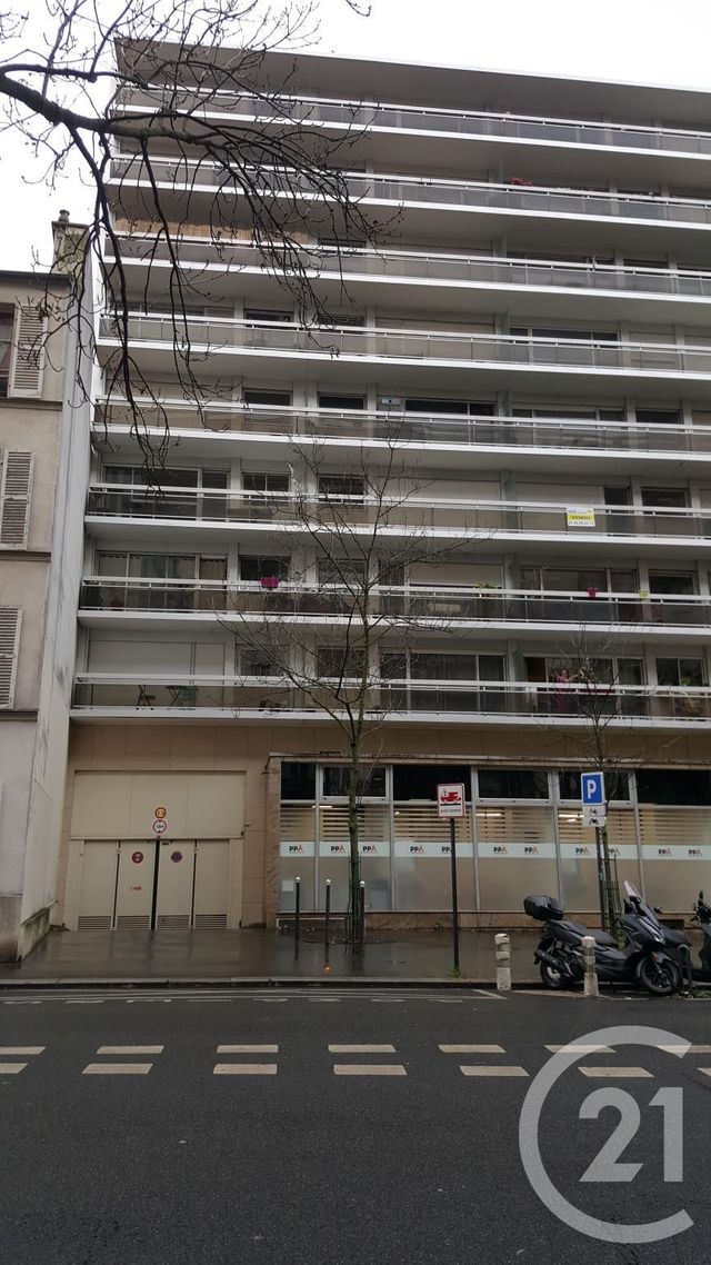 Parking à louer - 11 m2 - Paris - 75014 - ILE-DE-FRANCE